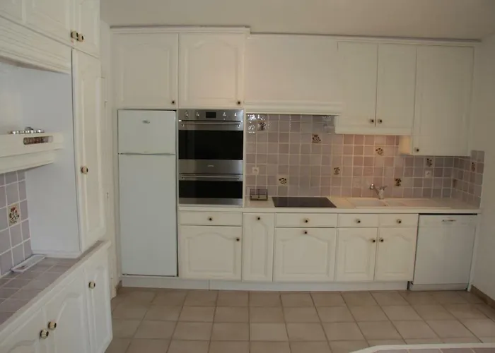 Hortense - Golf Of Saint Tropez סן-מקסים