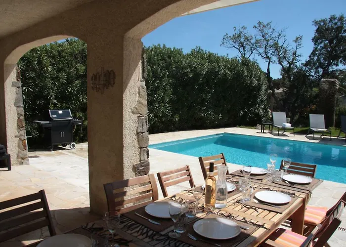 Hortense - Golf Of Saint Tropez * סן-מקסים